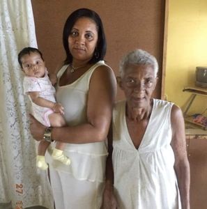 Meet your Posher, Ana